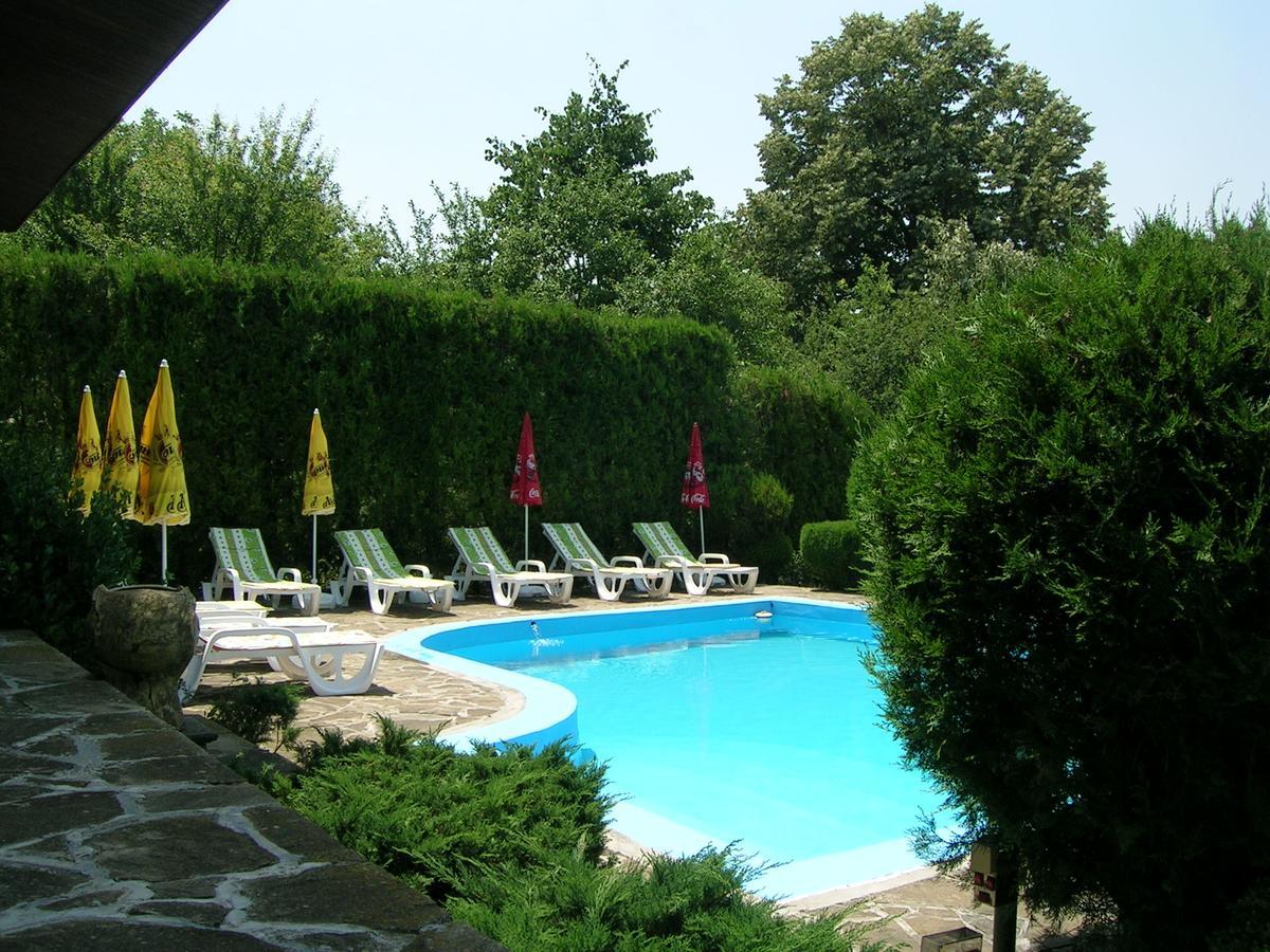 Complex Pristan In The Mountain Otel Shilkovtsi Dış mekan fotoğraf
