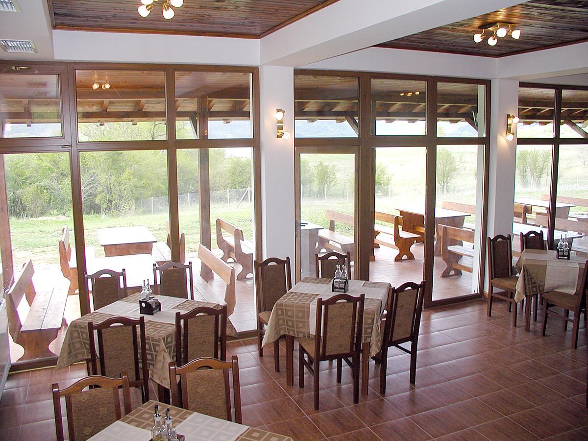 Complex Pristan In The Mountain Otel Shilkovtsi Dış mekan fotoğraf