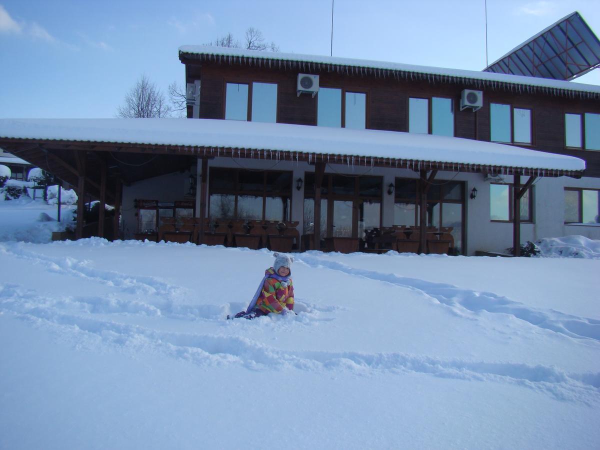 Complex Pristan In The Mountain Otel Shilkovtsi Dış mekan fotoğraf