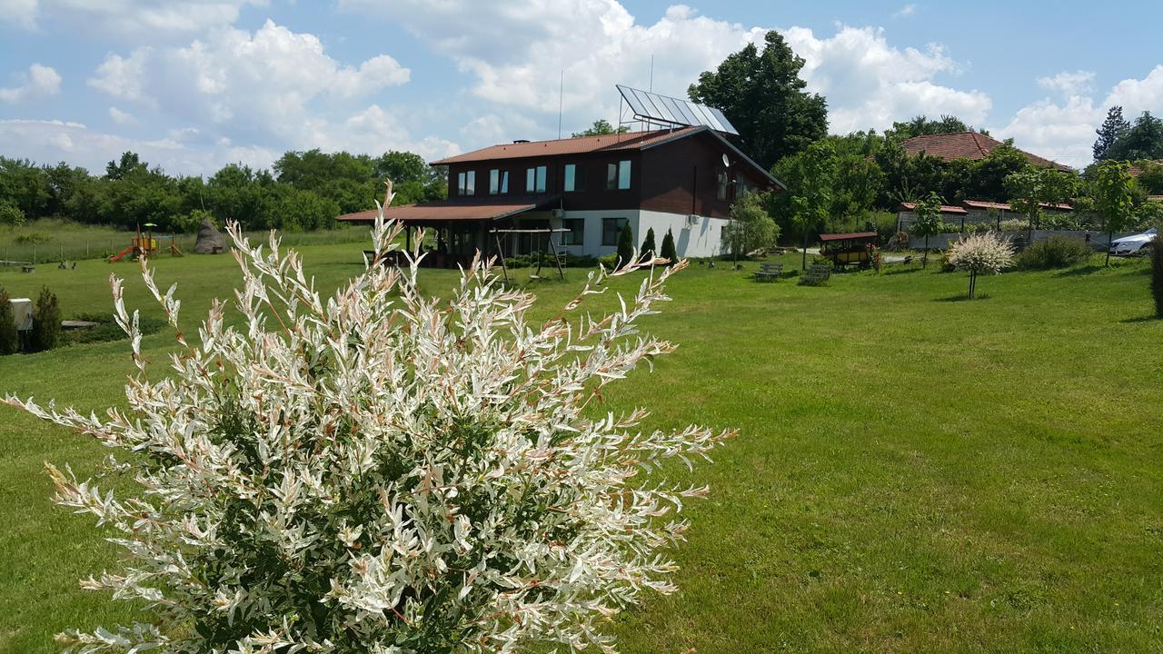 Complex Pristan In The Mountain Otel Shilkovtsi Dış mekan fotoğraf